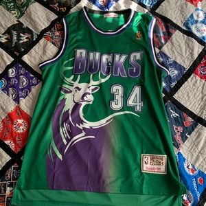 NBA BUCKS RAY ALLEN MITCHELL AND NESS JERSEY SIZE LARGE